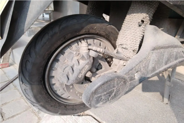 包头市电动车补胎换胎